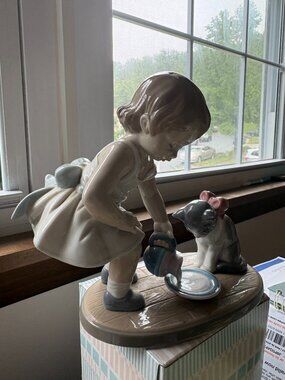 KItty Breakfast Time Figurine